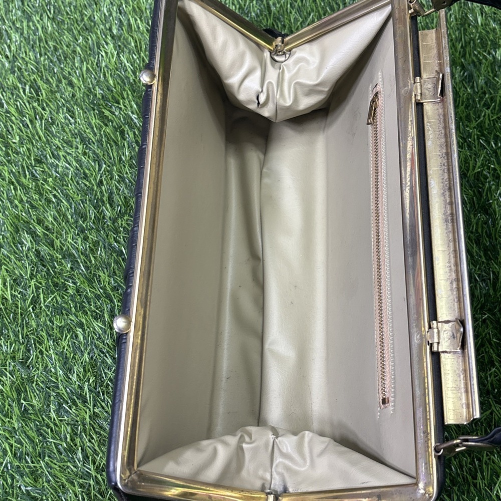 Vtg 50s Black Leather Wrapped Metal Top Handle Bag Gold Frame Clasp Purse - Picture 10 of 15